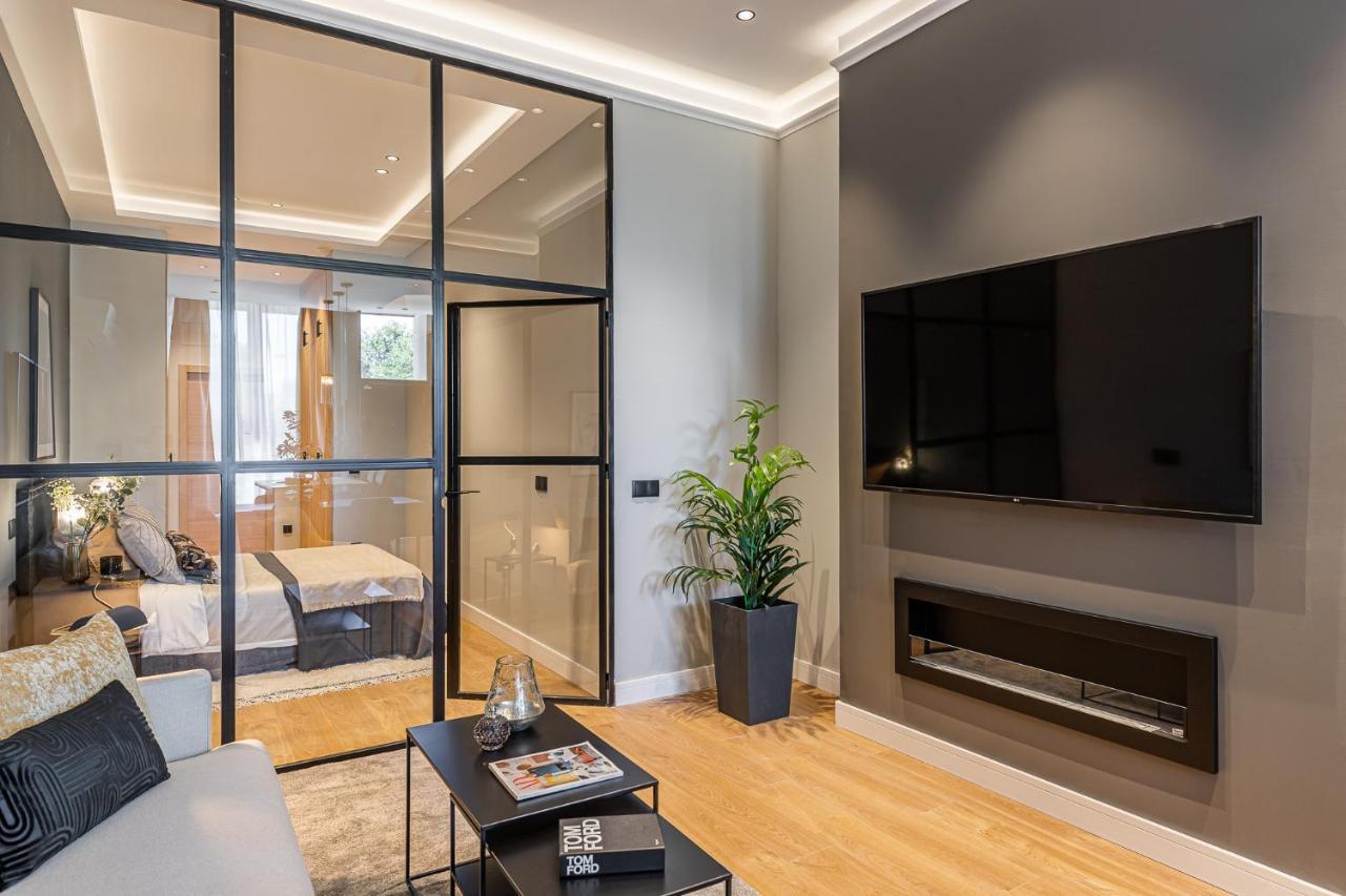 Totec Ventures Appartement Madrid Buitenkant foto